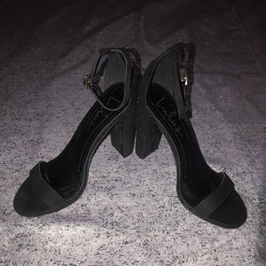 BLACK SUEDE ANKLE STRAP HEELS